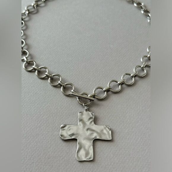 silver cross necklace A742 - Picture 4 of 5